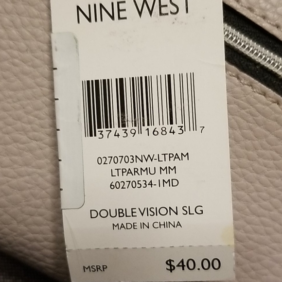Nine West vegan leather wallet - Picture 7 of 7